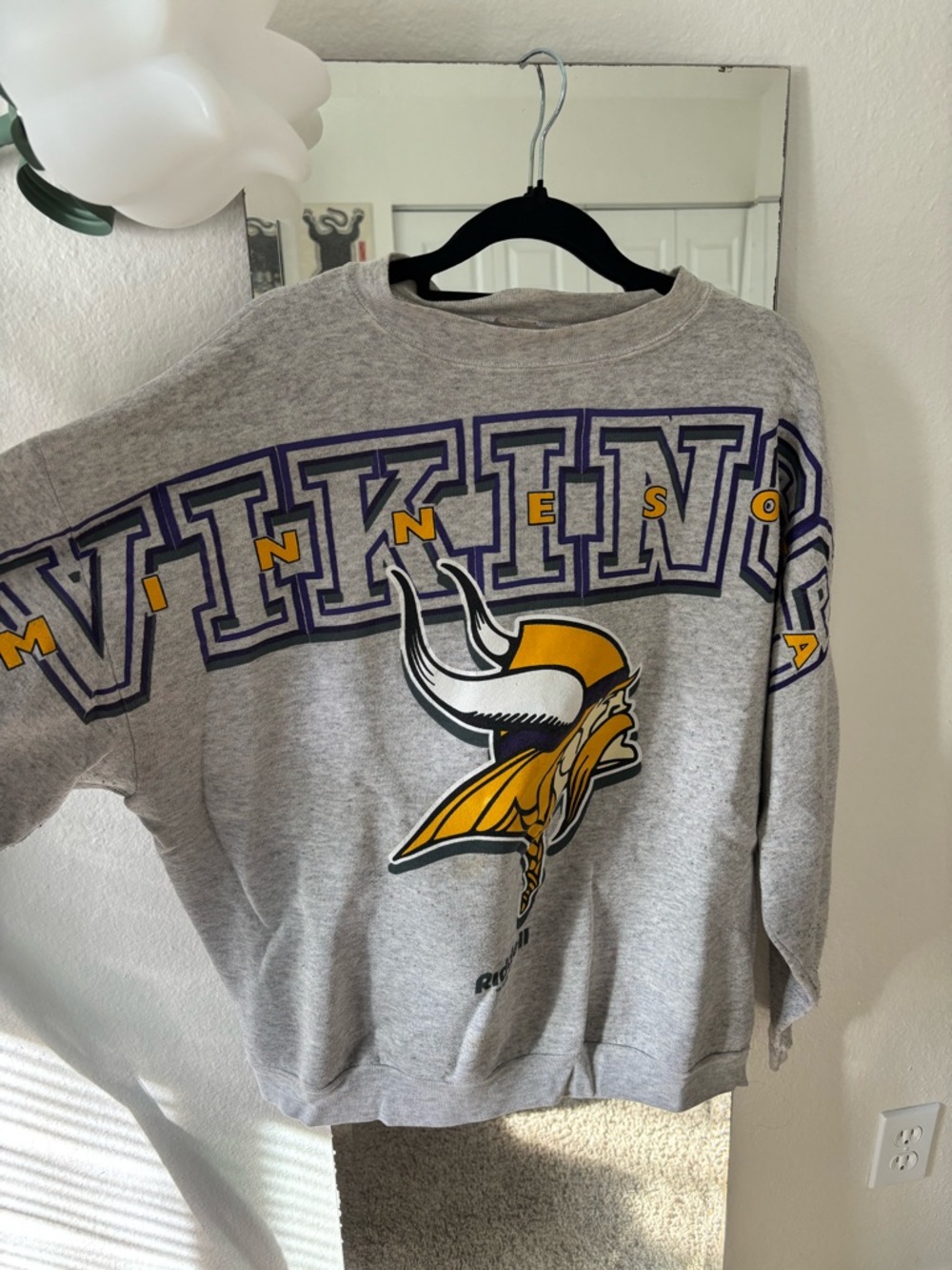 Minnesota Vikings Gray Crewneck Pullover Sweatshirt